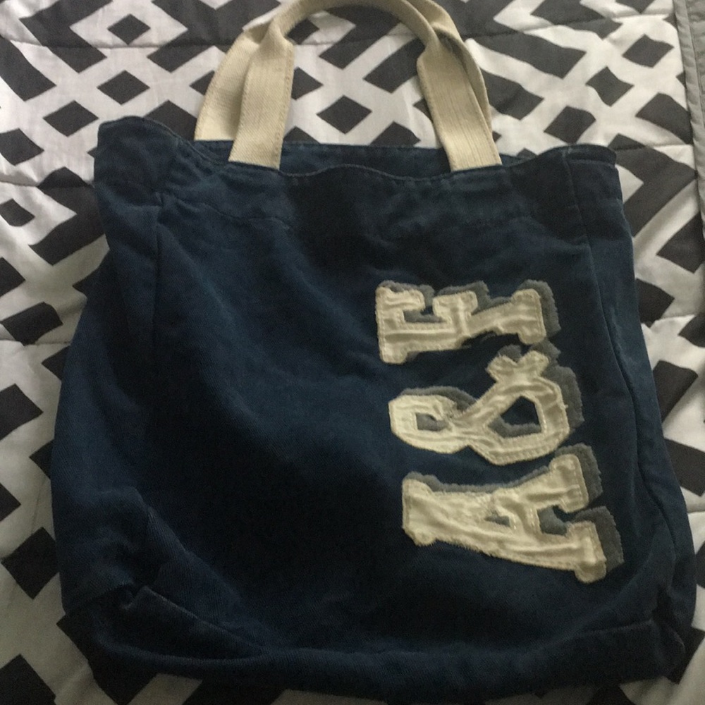 Aeropostale tote bag